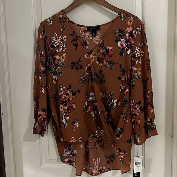 Floral loose blouse  - Picture 1 of 5